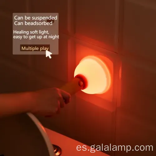 Luz de la noche de inodoro de madera elegante con diseño único